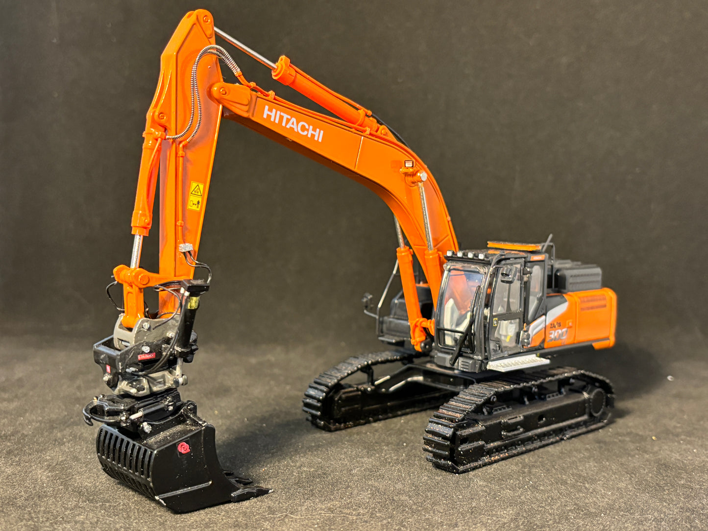 Hitachi ZX300lc-7