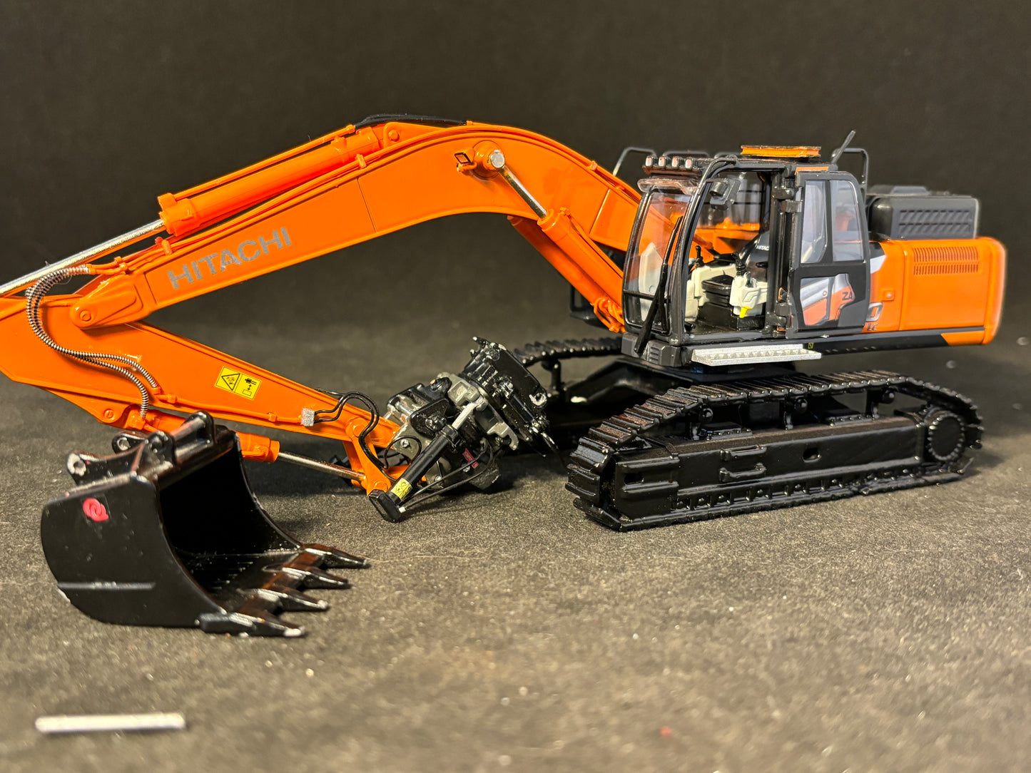 Hitachi ZX300lc-7