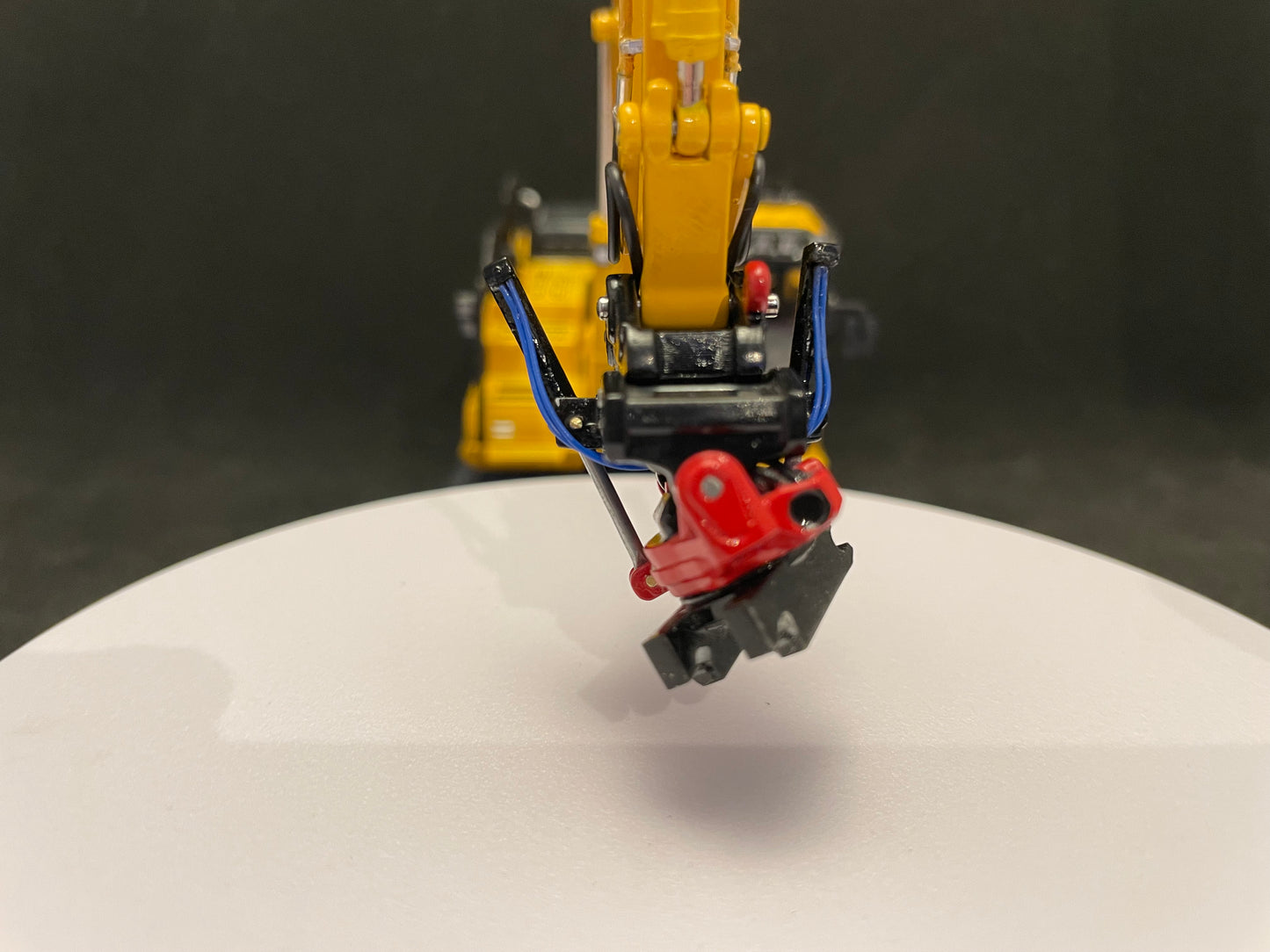 Tiltrotator RC9 inkl fem redskap.